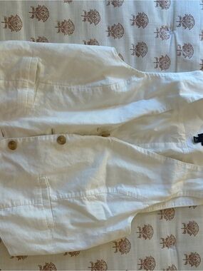 GAP White Linen Button Vest